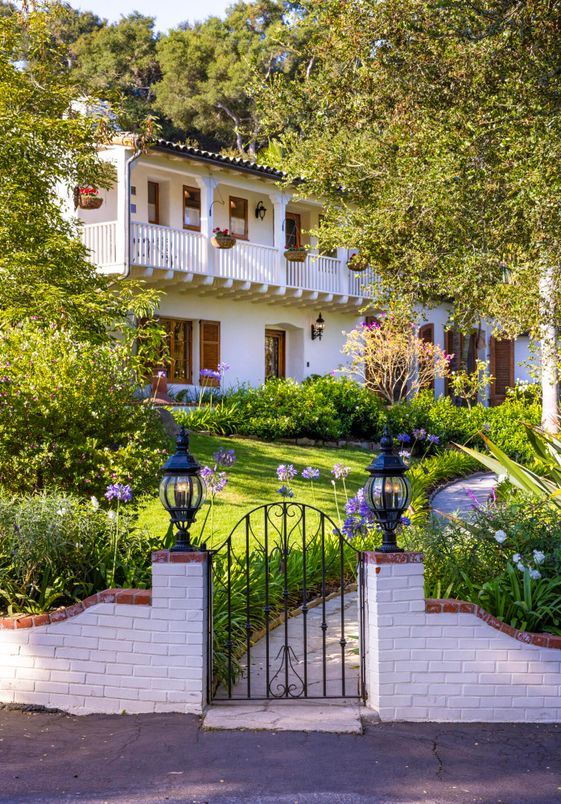 Backyard, Exterior, Facade, Spanish Mediterranean