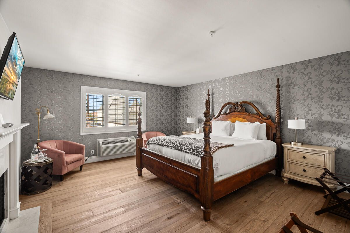 Bedroom, Fireplace, Interior, Wood Texture Flooring