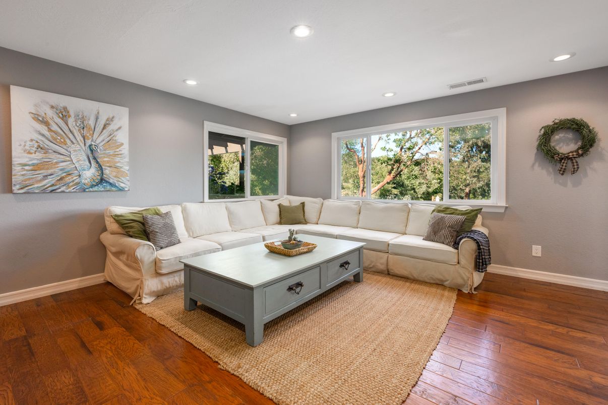 Interior, Living room, Recessed Lighting, Wood Texture Flooring