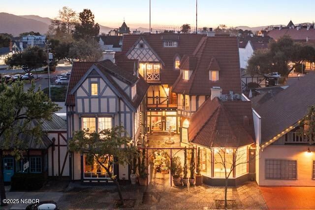 Exterior, Facade, Tudor Revival
