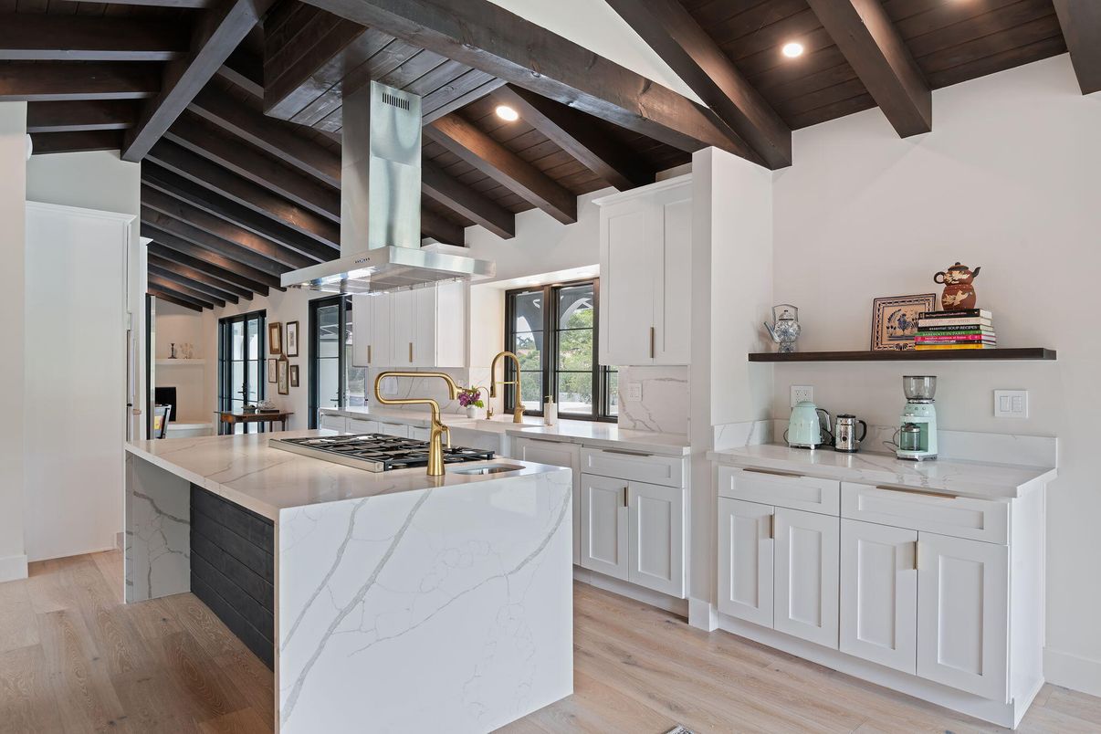 Interior, Kitchen, Recessed Lighting, Stainless Steel Appliances, Wooden Beams, Wooden Ceilings, Wood Texture Flooring