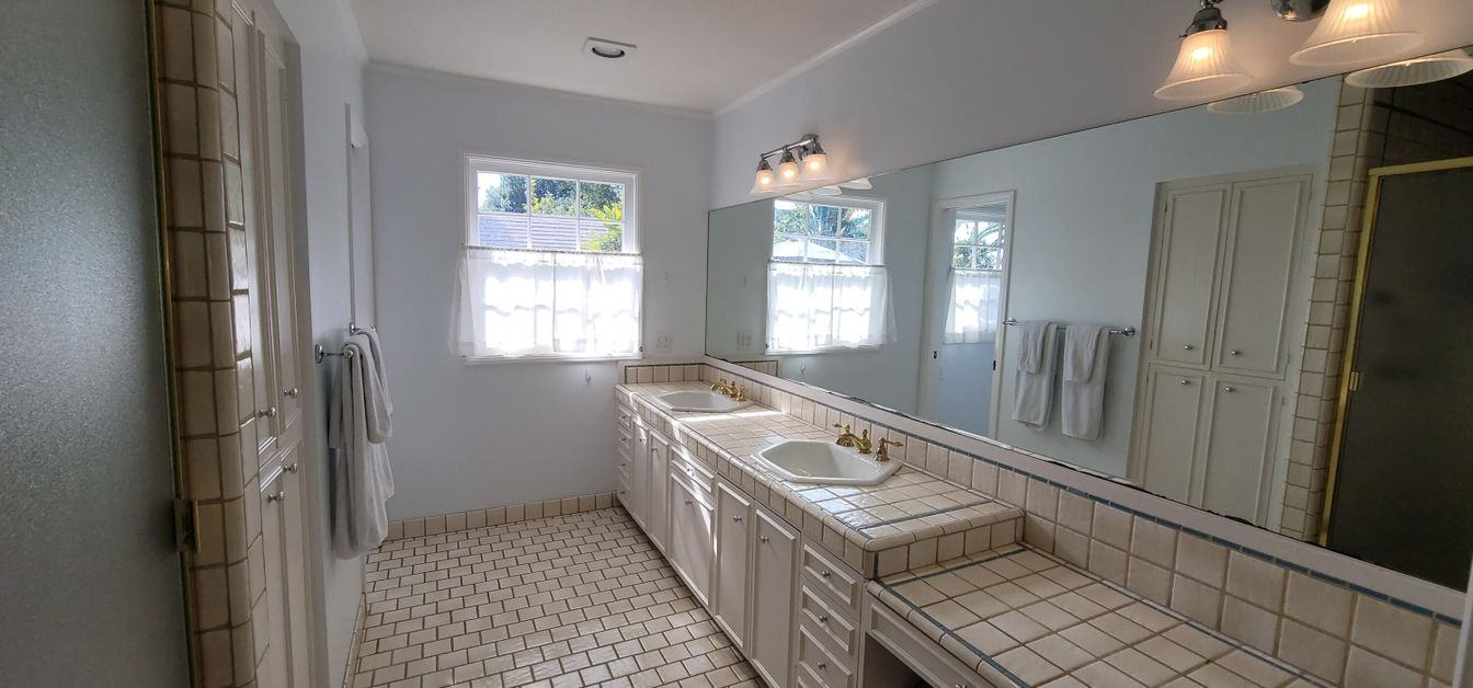 Bathroom, Dual Sink Vanities, Interior, Tile Countertops