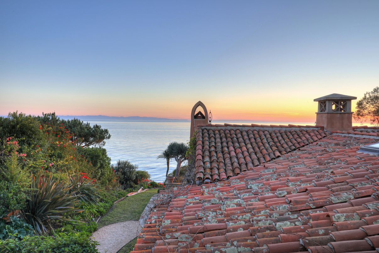 Exterior, Water