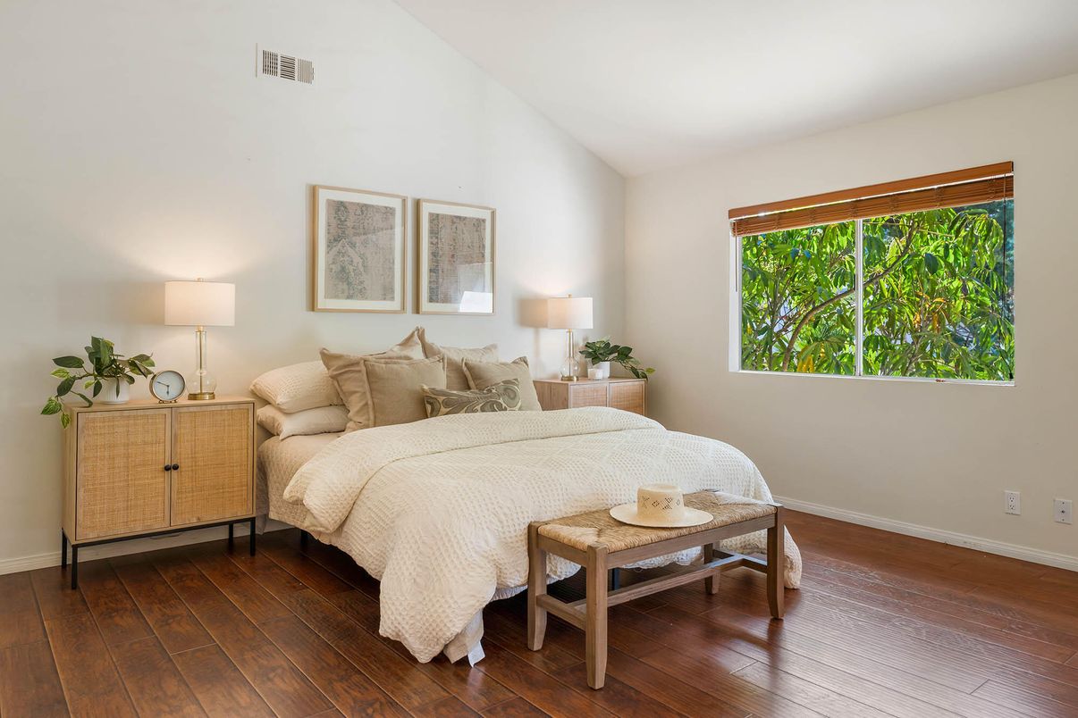 Bedroom, Interior, Wood Texture Flooring