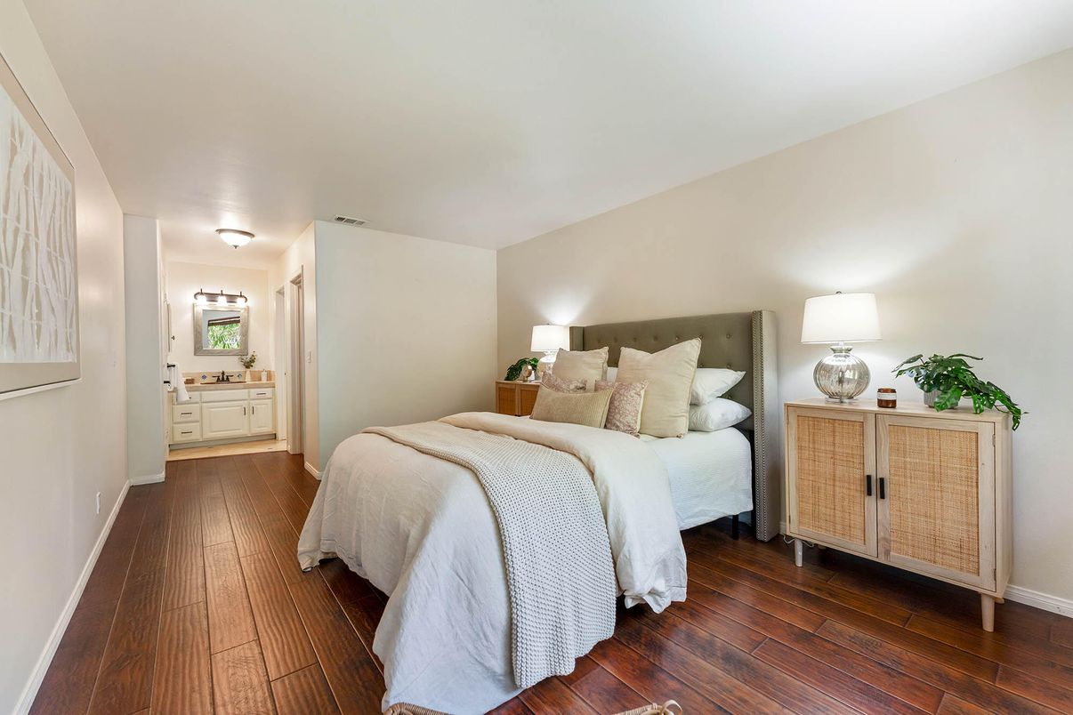 Bedroom, Interior, Wood Texture Flooring