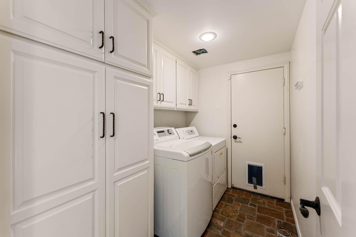 Interior, Recessed Lighting, Washer