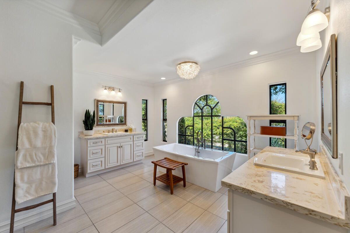 Bathroom, Chandelier, Dual Sink Vanities, Interior, Recessed Lighting