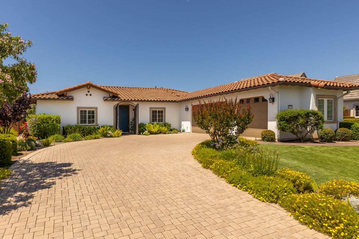 Backyard, Exterior, Facade, Spanish Mediterranean