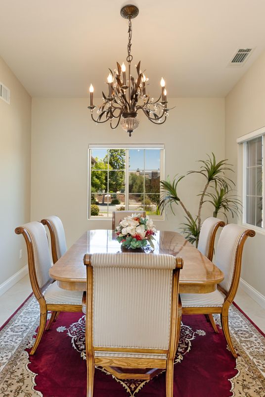 Chandelier, Dining room, Interior