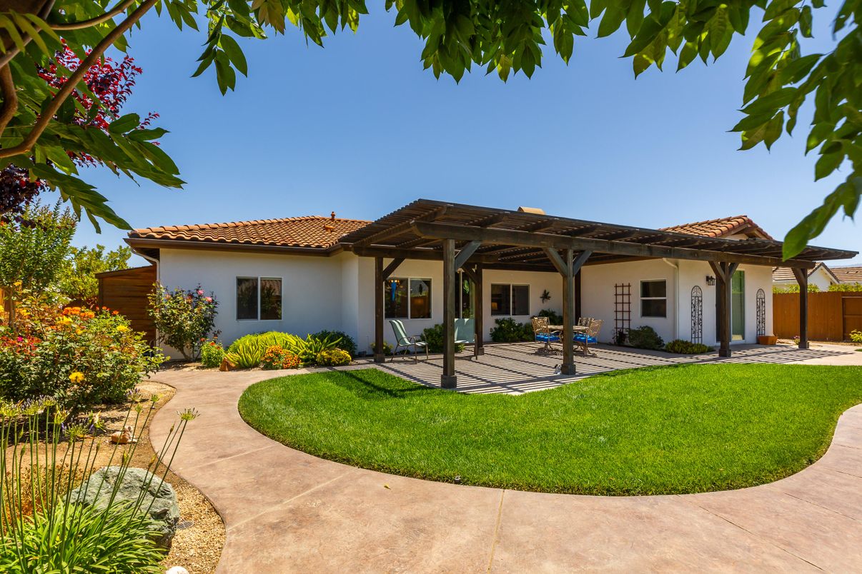 Backyard, Exterior, Facade, Spanish Mediterranean