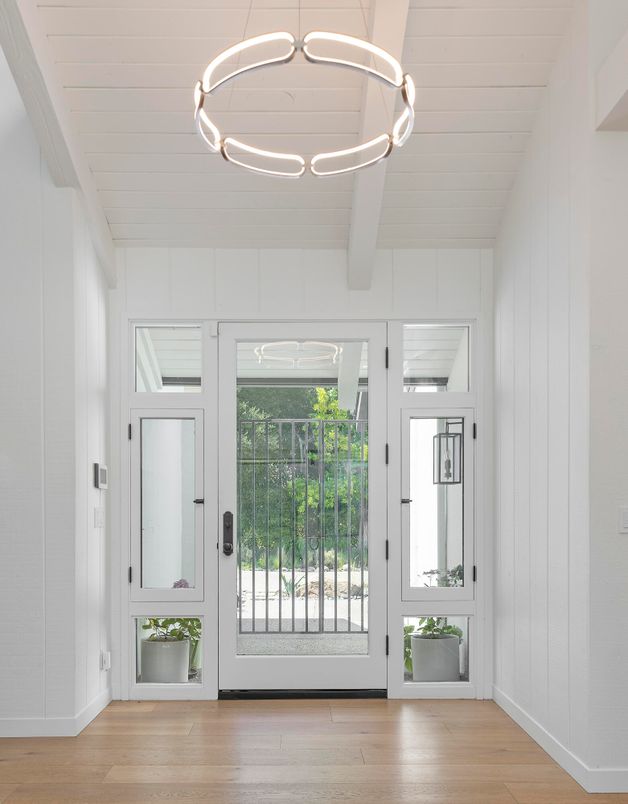 Interior, Pendant Lights, Wood Texture Flooring