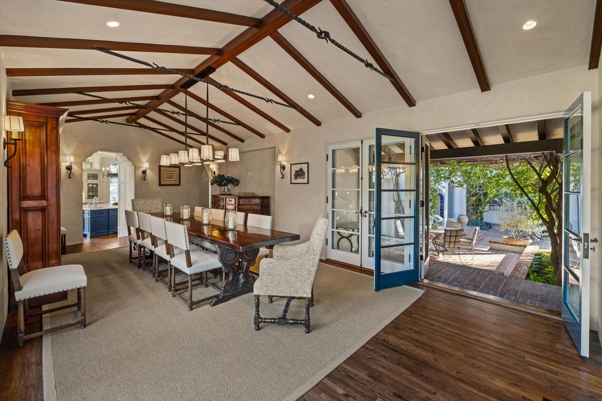 Dining room, Interior, Recessed Lighting, Wooden Beams, Wood Texture Flooring