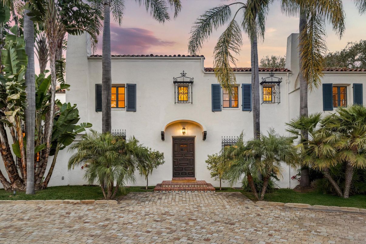 Exterior, Facade, Spanish Mediterranean