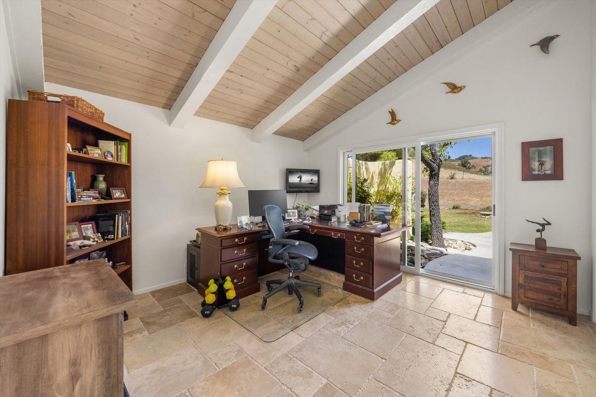 Home Office, Interior, Wooden Ceilings