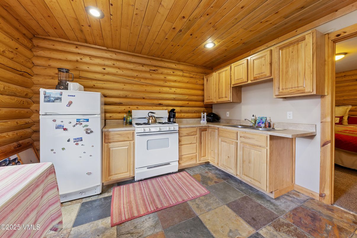 Interior, Kitchen, Recessed Lighting, Wooden Ceilings, Wooden Walls