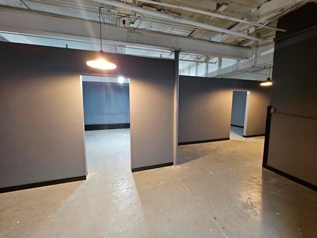 Garage, Interior