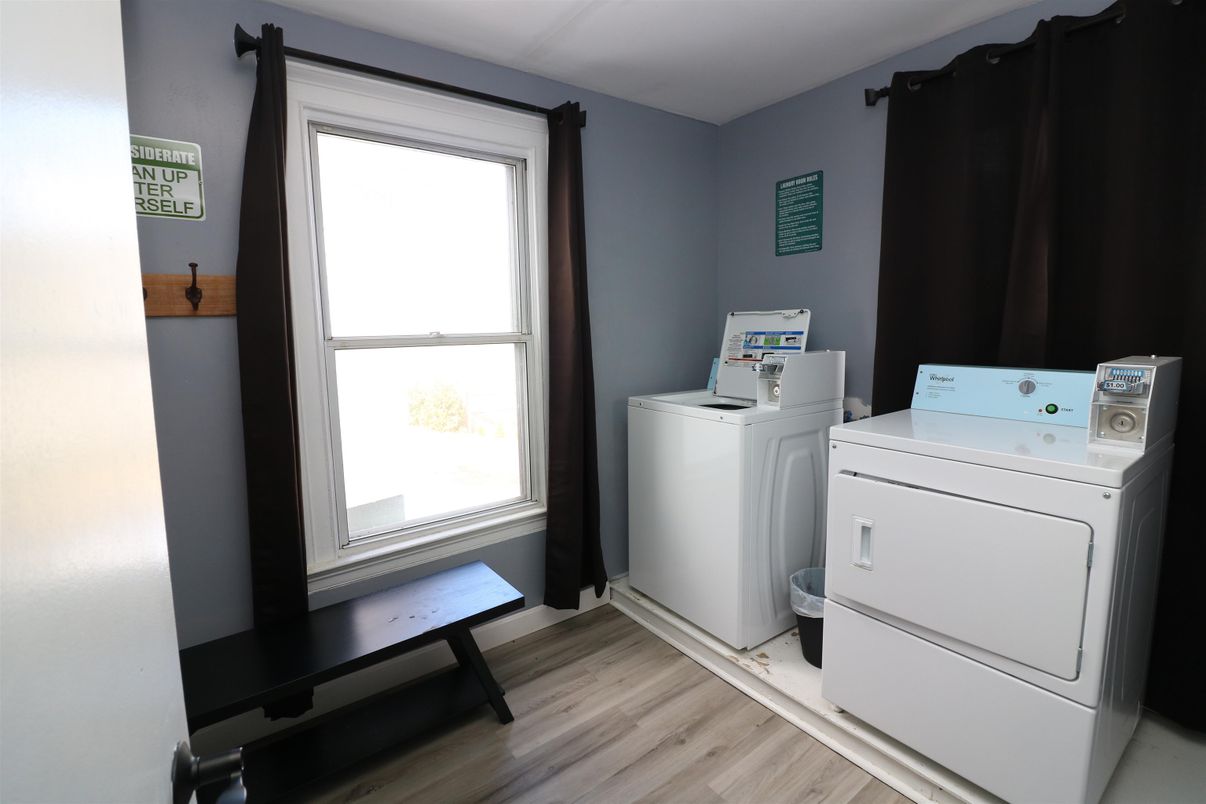 Interior, Utility Closets, Washer, Wood Texture Flooring