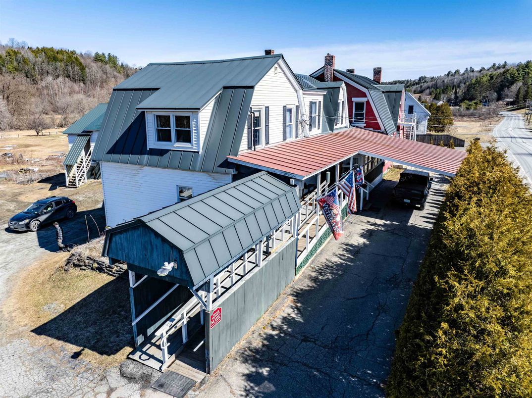 Exterior, Drone