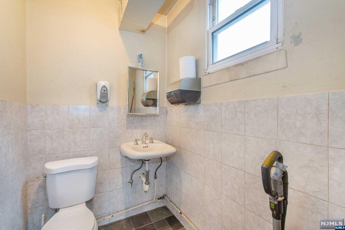 DE Listing image placeholder