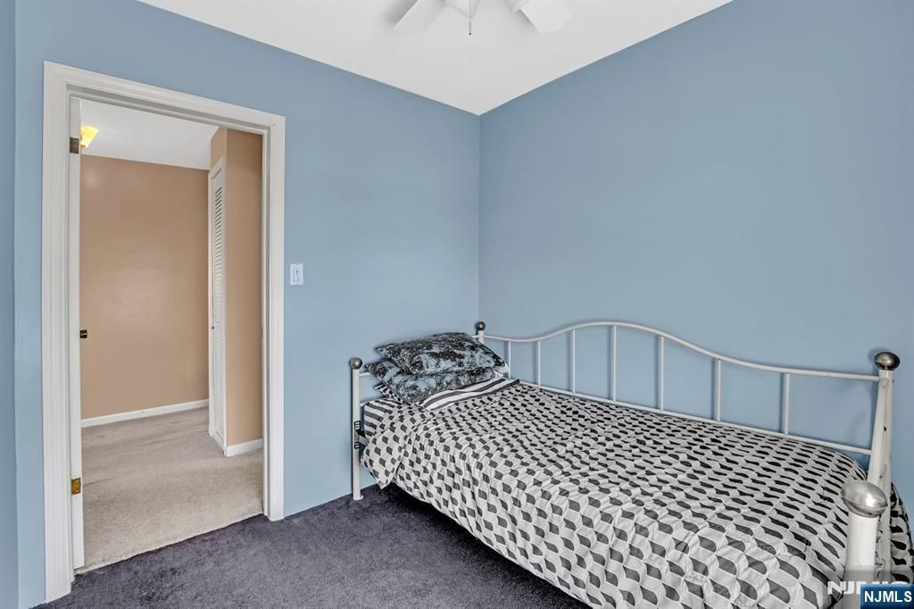 DE Listing image placeholder