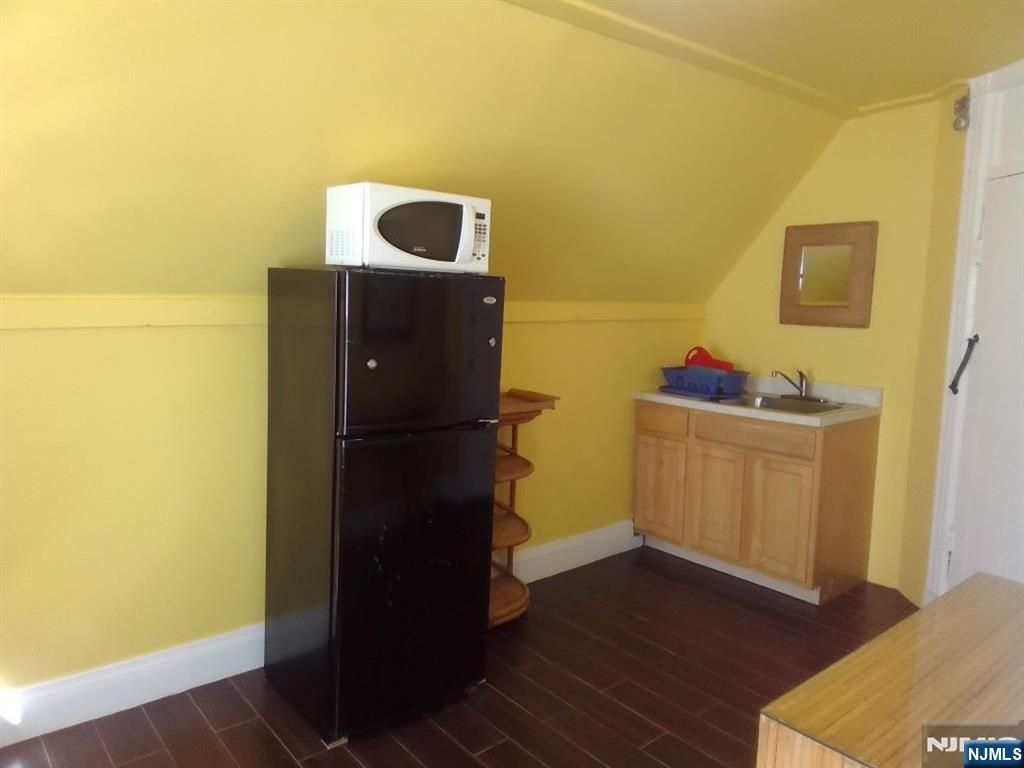 DE Listing image placeholder