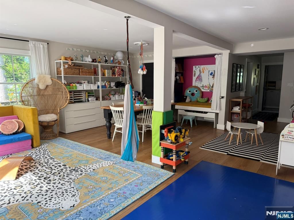 DE Listing image placeholder