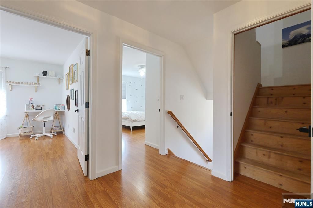 DE Listing image placeholder