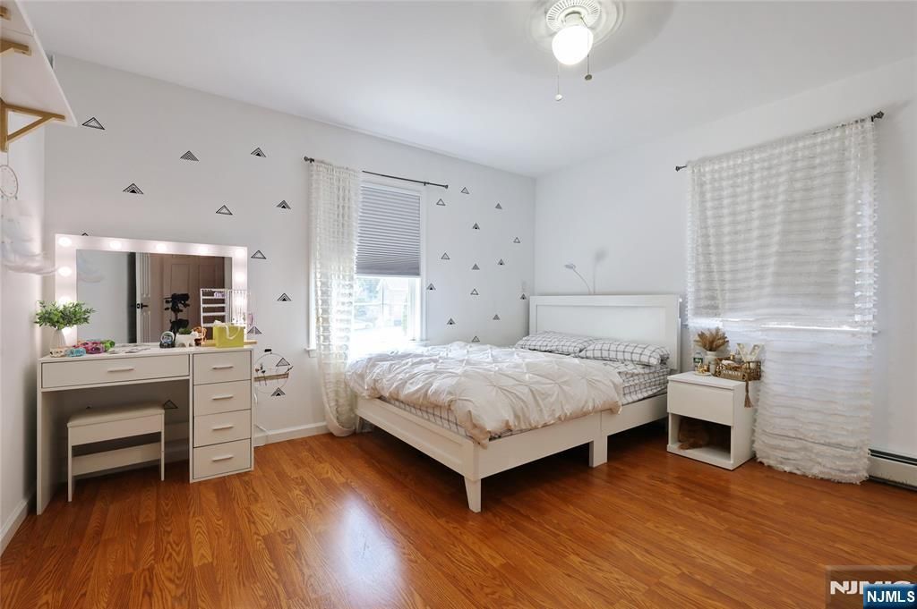 DE Listing image placeholder