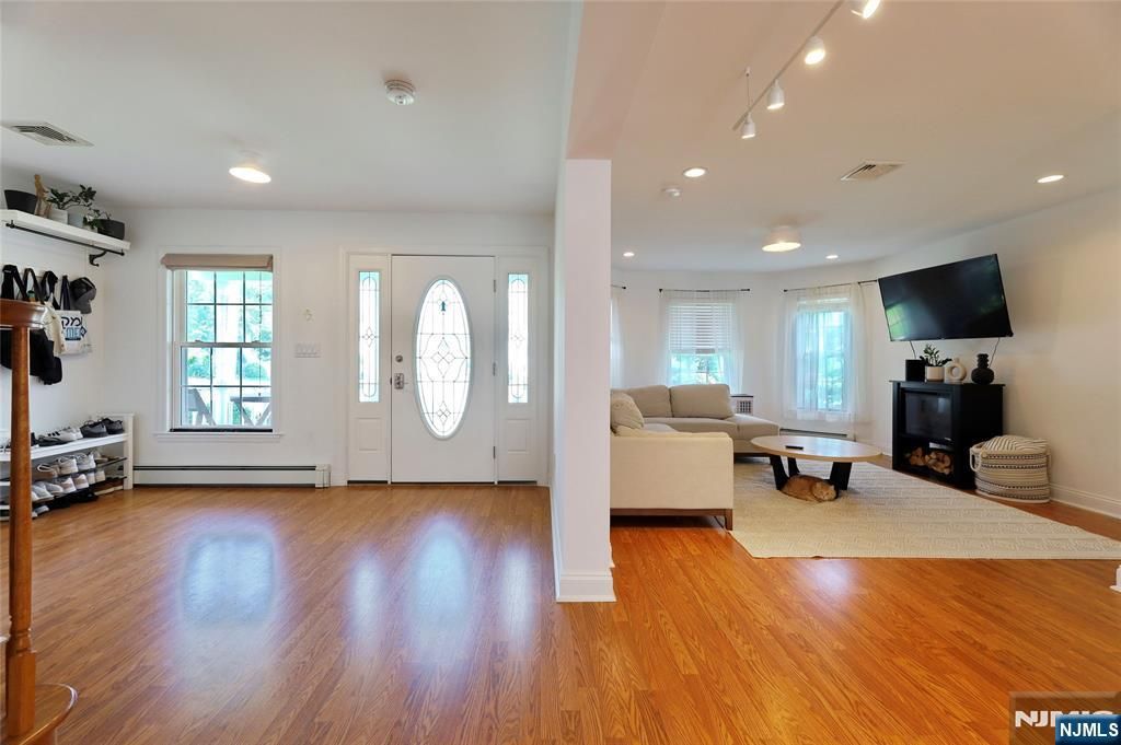 DE Listing image placeholder