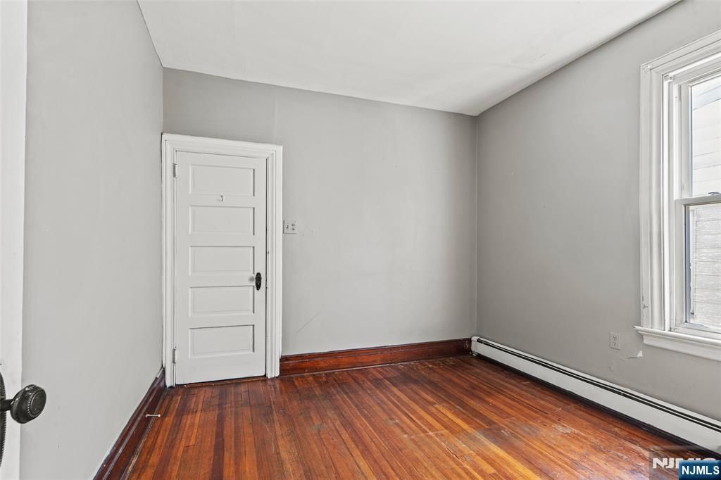 DE Listing image placeholder
