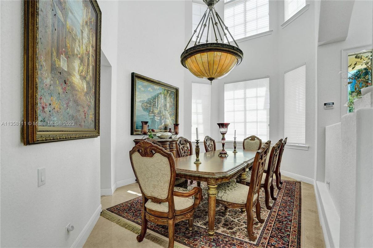 Dining room, Interior, Pendant Lights