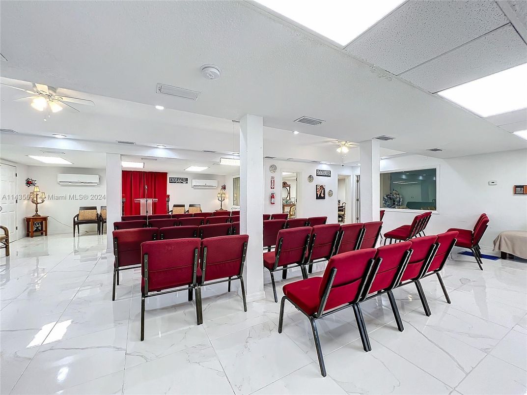 Dining room, Interior, Marble, Recessed Lighting