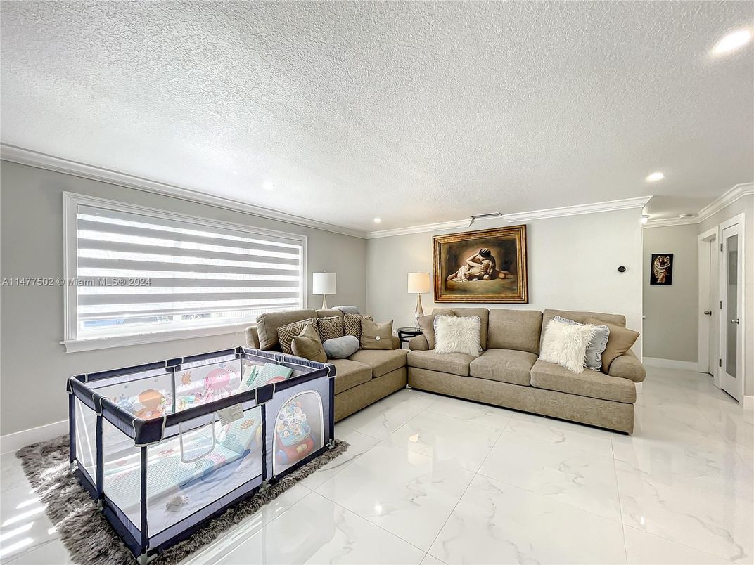Interior, Living room, Marble, Recessed Lighting