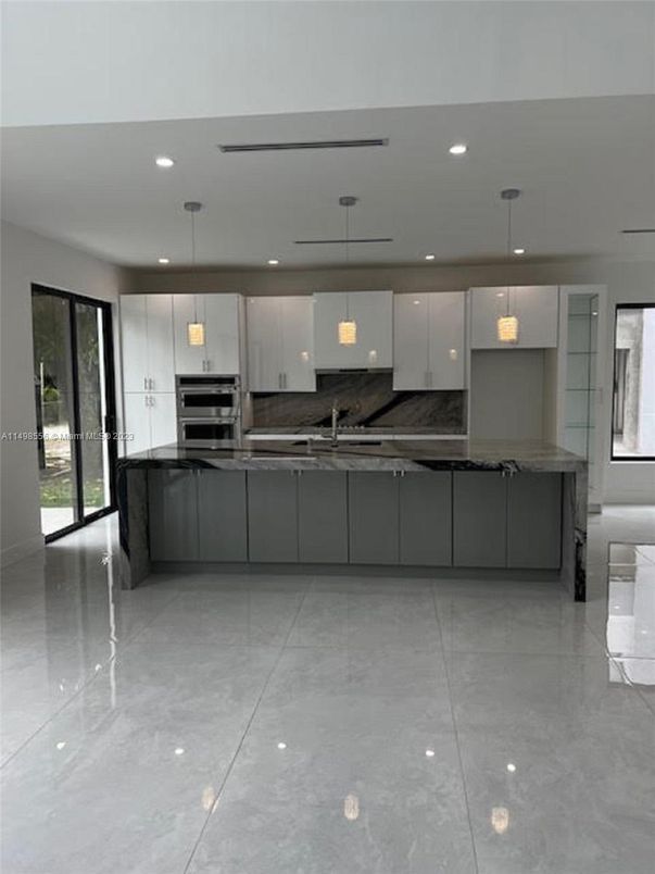 Interior, Kitchen, Pendant Lights, Recessed Lighting, Stainless Steel Appliances