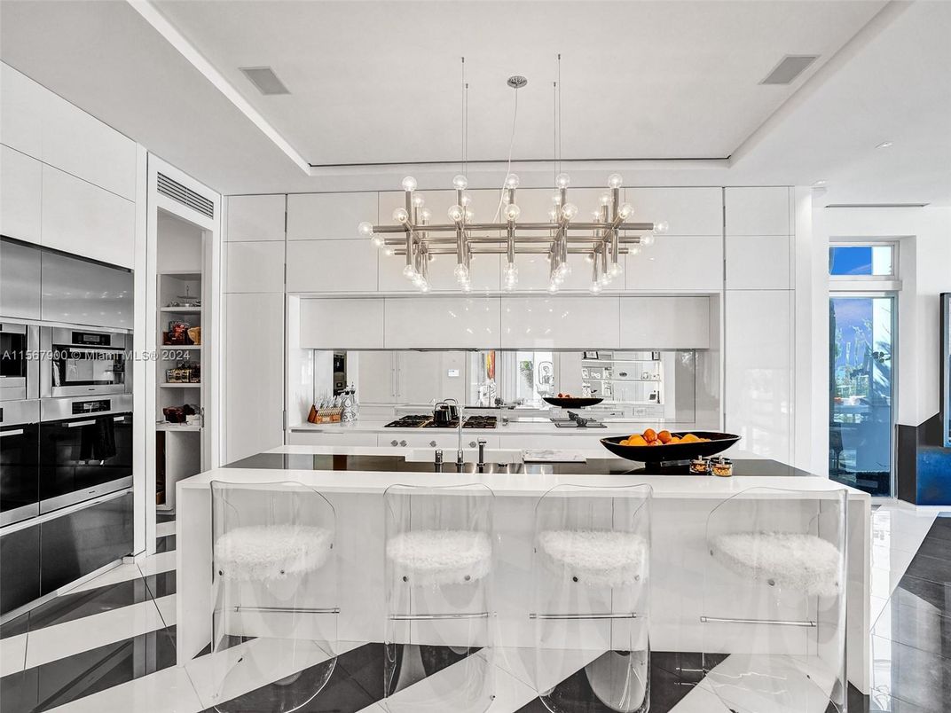 Interior, Kitchen, Pendant Lights, Stainless Steel Appliances