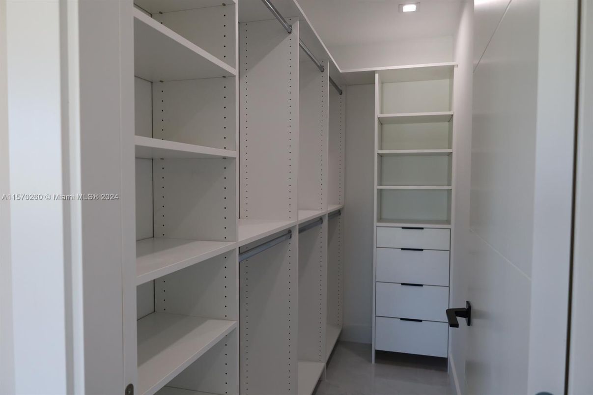 Interior, Recessed Lighting, Walk-in Closets
