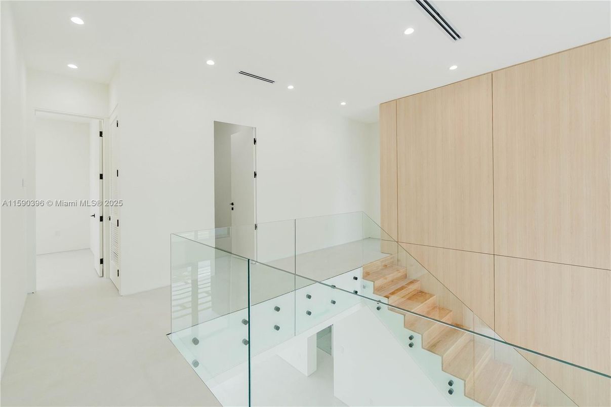 Interior, Recessed Lighting