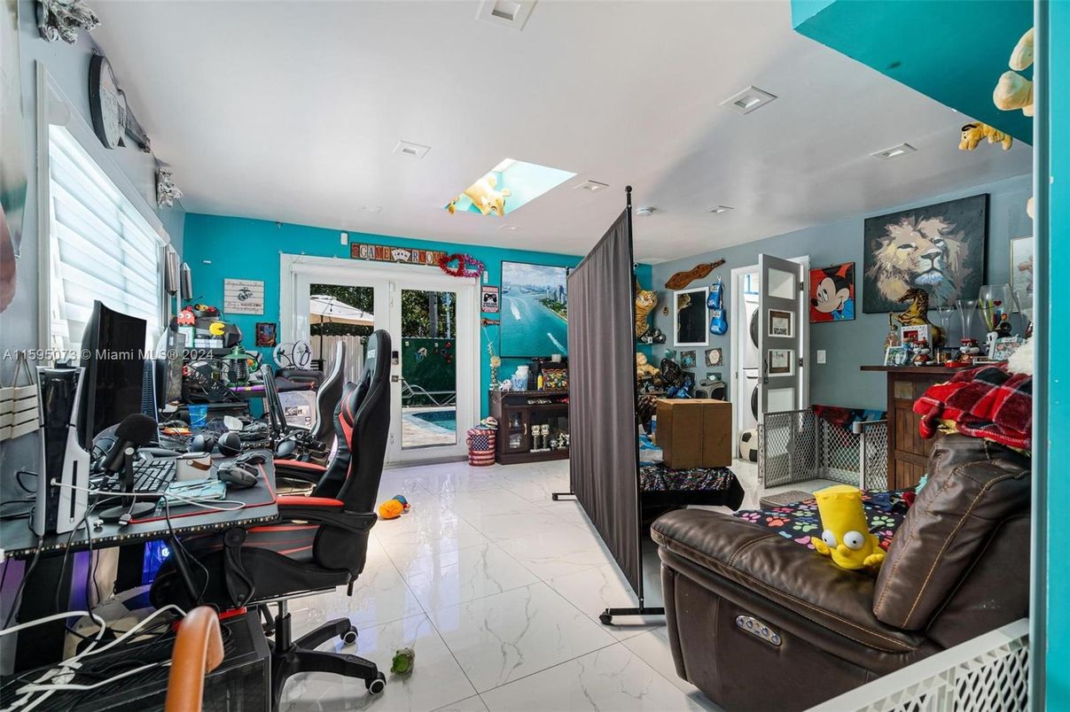Home Office, Interior, Marble, Recessed Lighting