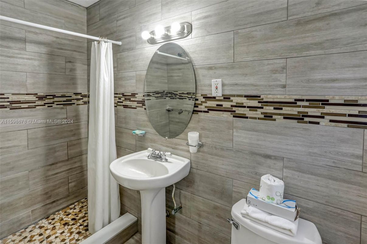Bathroom, Interior