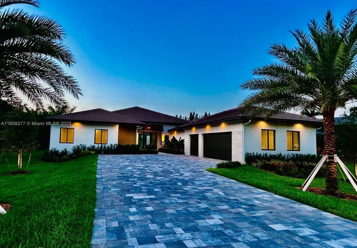 Attached, Backyard, Exterior, Facade, Ranch