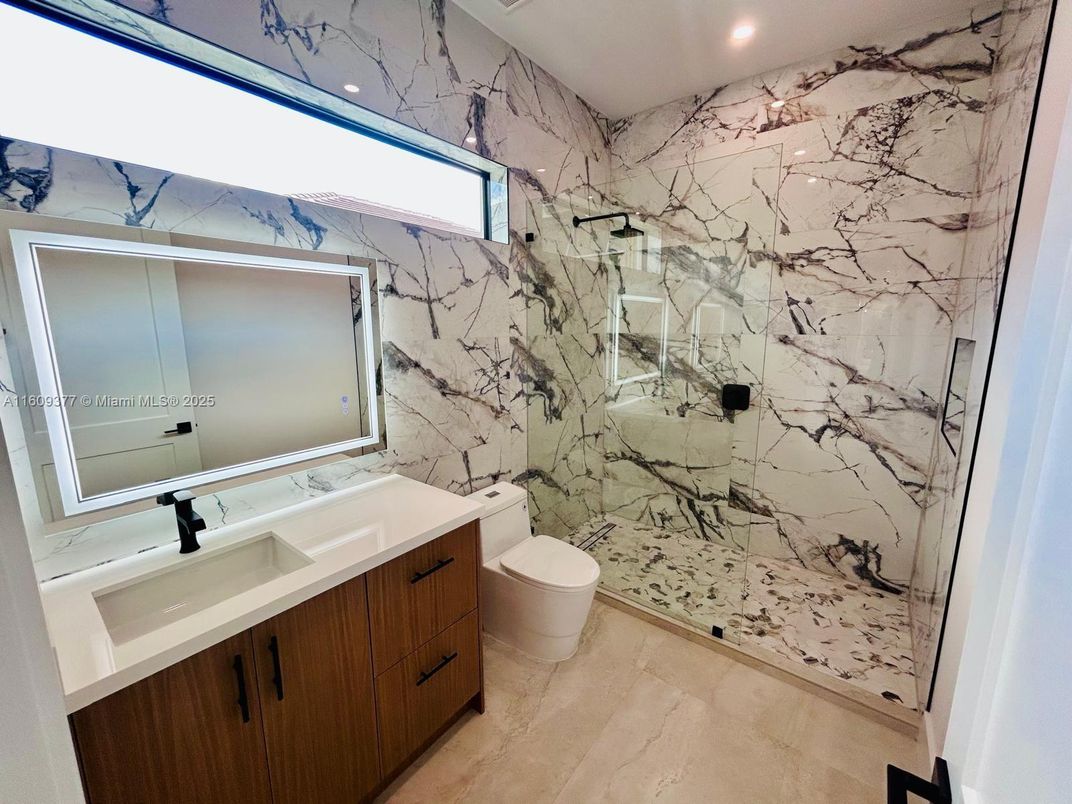 Bathroom, Interior, Marble Walls, Recessed Lighting