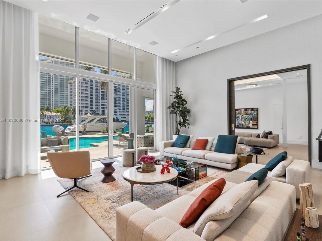 Interior, Living room, Recessed Lighting