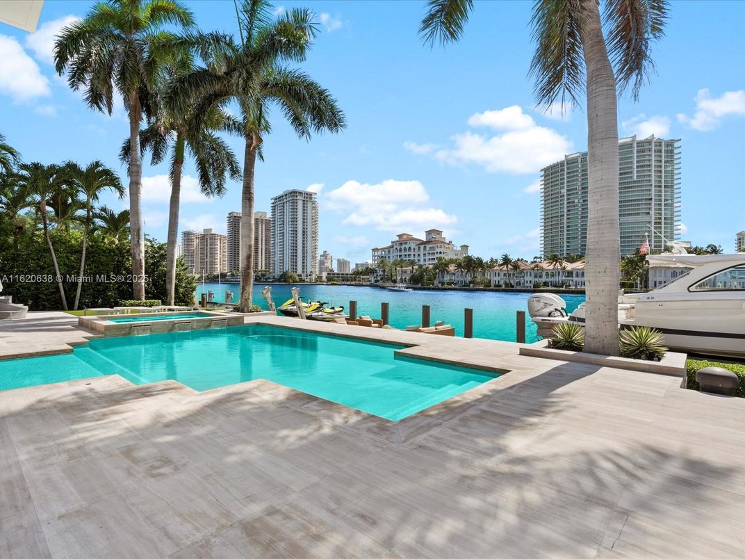 Exterior, Lake, Pool, Water