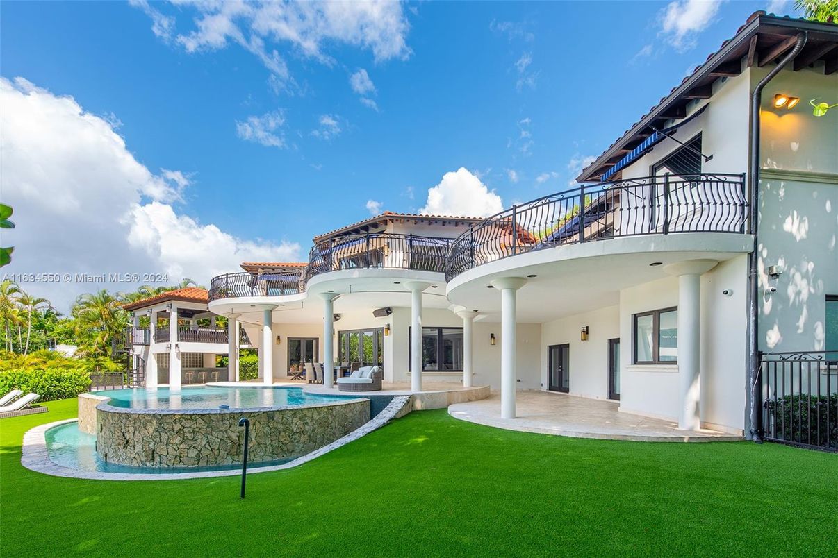 Backyard, Exterior, Pool