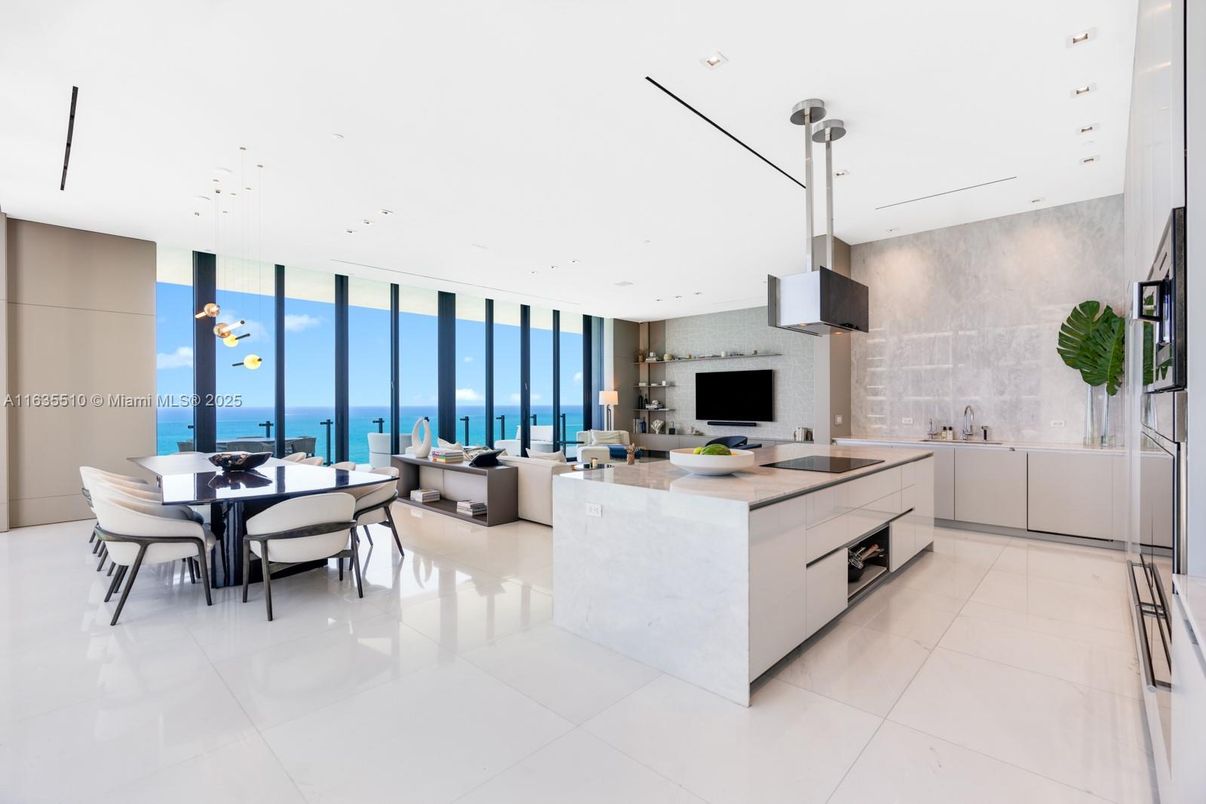 Dining room, Interior, Kitchen, Living room, Pendant Lights, Recessed Lighting, Water