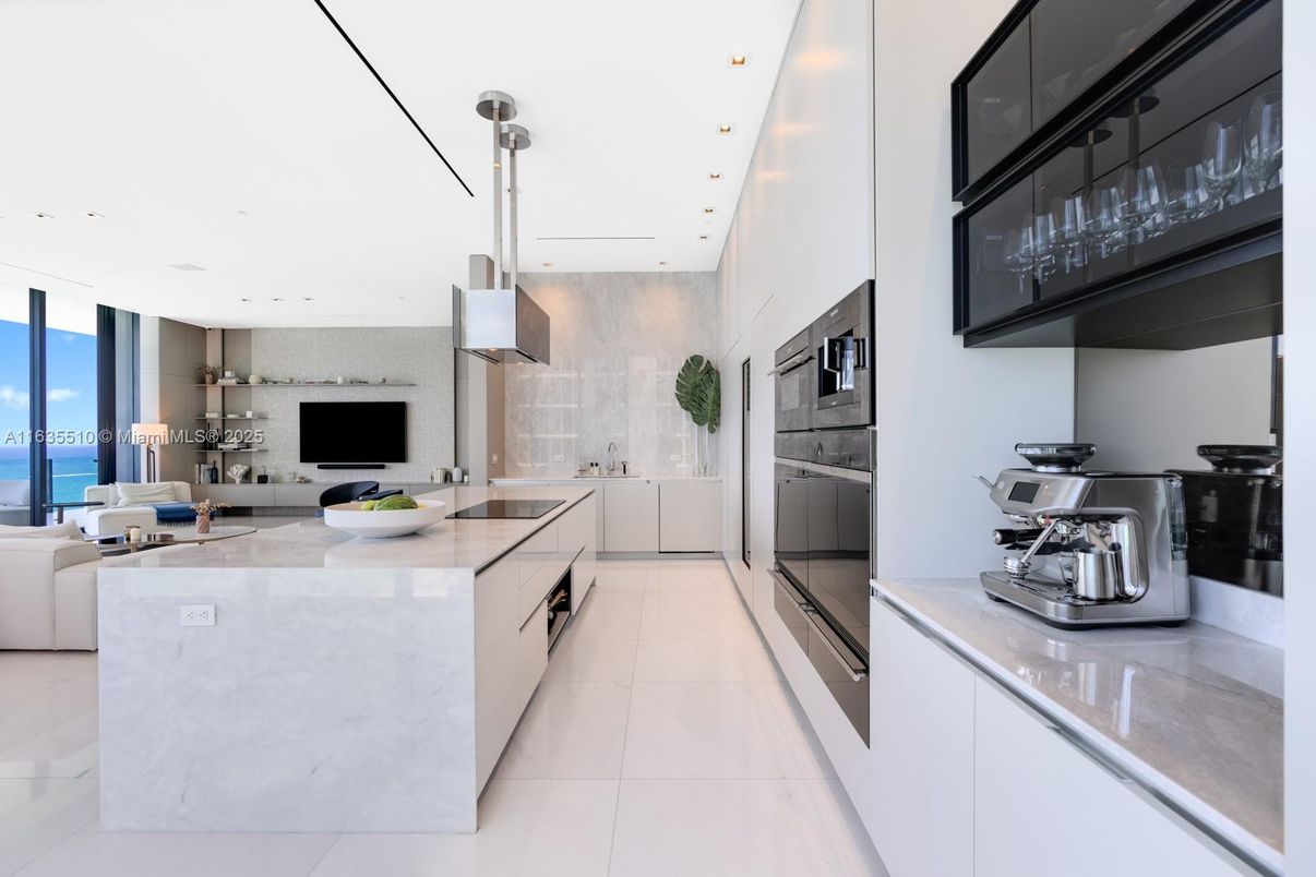 Interior, Kitchen, Pendant Lights, Recessed Lighting, Stainless Steel Appliances, Water