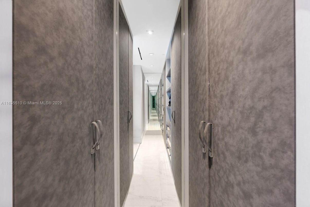 Interior, Marble, Recessed Lighting