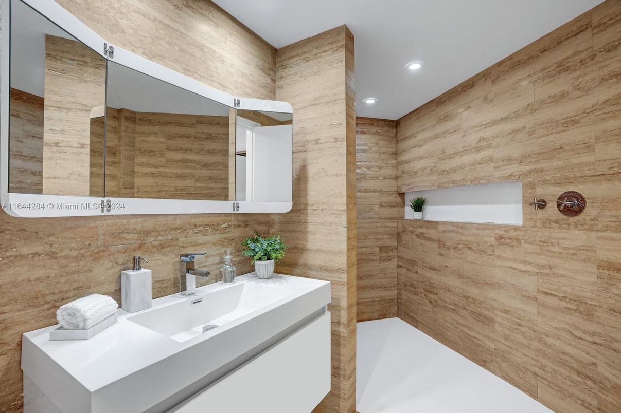 Bathroom, Interior, Recessed Lighting, Wooden Walls