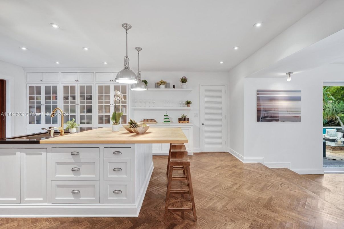 Interior, Kitchen, Pendant Lights, Recessed Lighting, Wood Texture Flooring