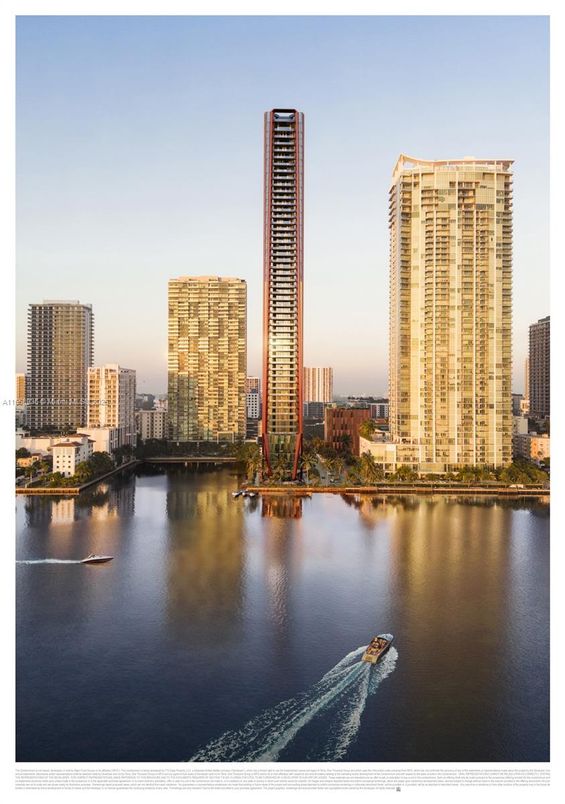 Exterior, Lake
